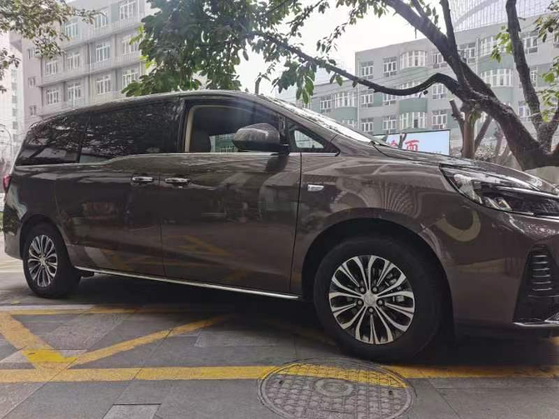 汽车保养省钱指南：掌握核心逻辑，轻松省下50%保养费